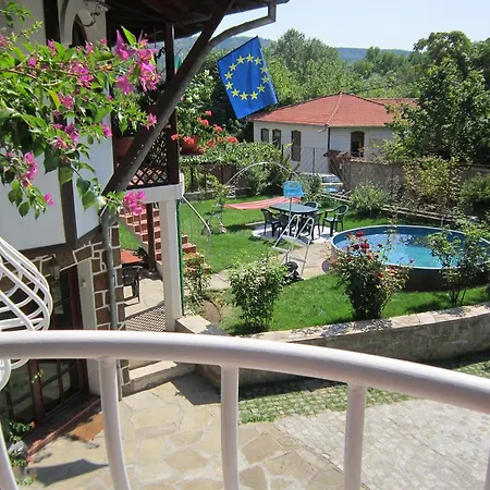 The Beautiful House 2* Veliko Tŭrnovo