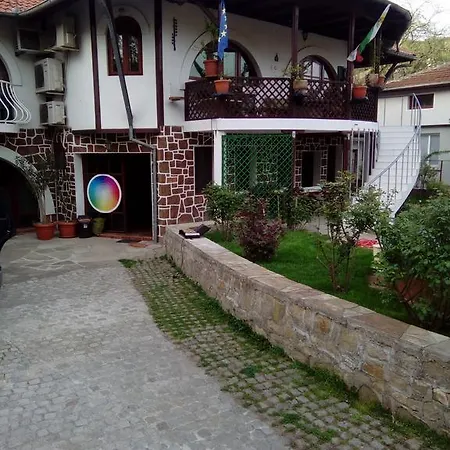 The Beautiful House Pensión Veliko Tárnovo